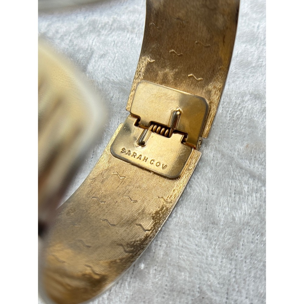 Sarah Coventry 1978 Gold Tone Congo Cuff Bracelet Wide Hinged Vintage Jewelry - Picture 4 of 9